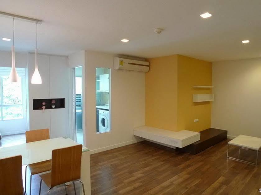 The Room @Sukhumvit79 Bangkok Esterno foto